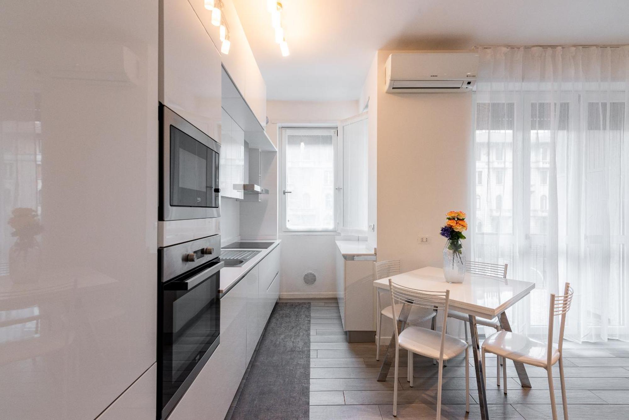 Audrey Flat - Stazione Milano Centrale Apartment Bagian luar foto